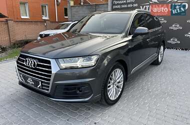 Внедорожник / Кроссовер Audi Q7 2018 в 