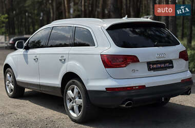Внедорожник / Кроссовер Audi Q7 2012 в 