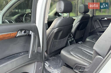 Внедорожник / Кроссовер Audi Q7 2012 в 