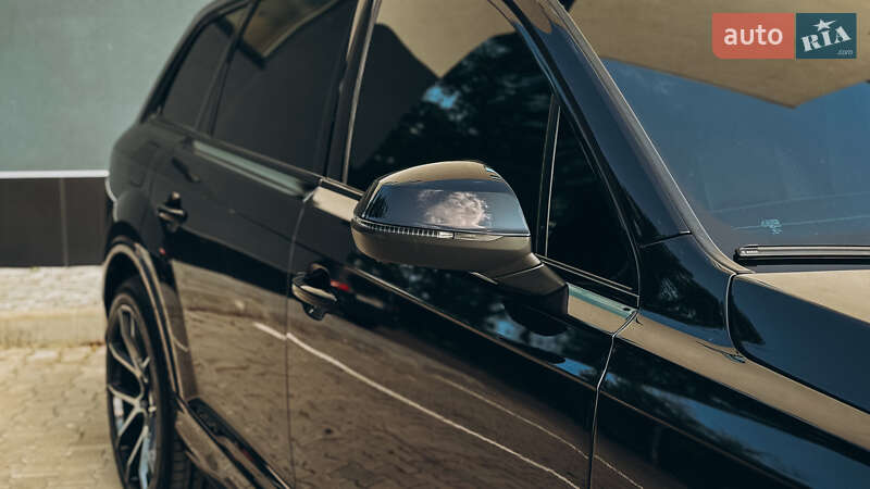 Внедорожник / Кроссовер Audi Q7 2020 в Хмельницком
