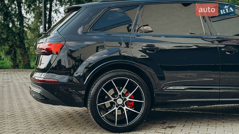 Внедорожник / Кроссовер Audi Q7 2020 в Хмельницком