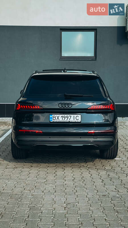 Внедорожник / Кроссовер Audi Q7 2020 в Хмельницком