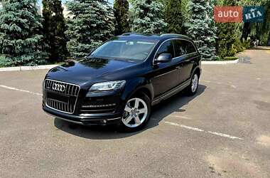 Внедорожник / Кроссовер Audi Q7 2011 в 