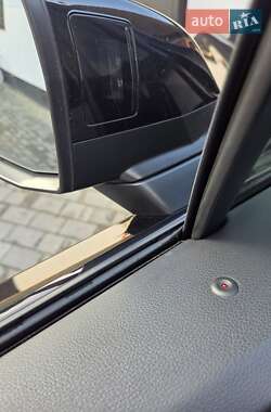 Внедорожник / Кроссовер Audi Q7 2019 в 