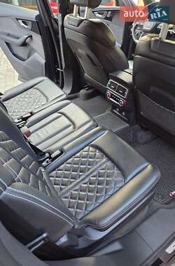 Внедорожник / Кроссовер Audi Q7 2019 в 