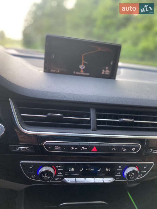 Позашляховик / Кросовер Audi Q7 2016 в Дрогобичі