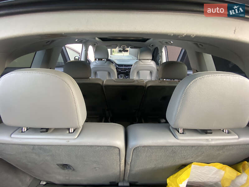 Позашляховик / Кросовер Audi Q7 2016 в Дрогобичі