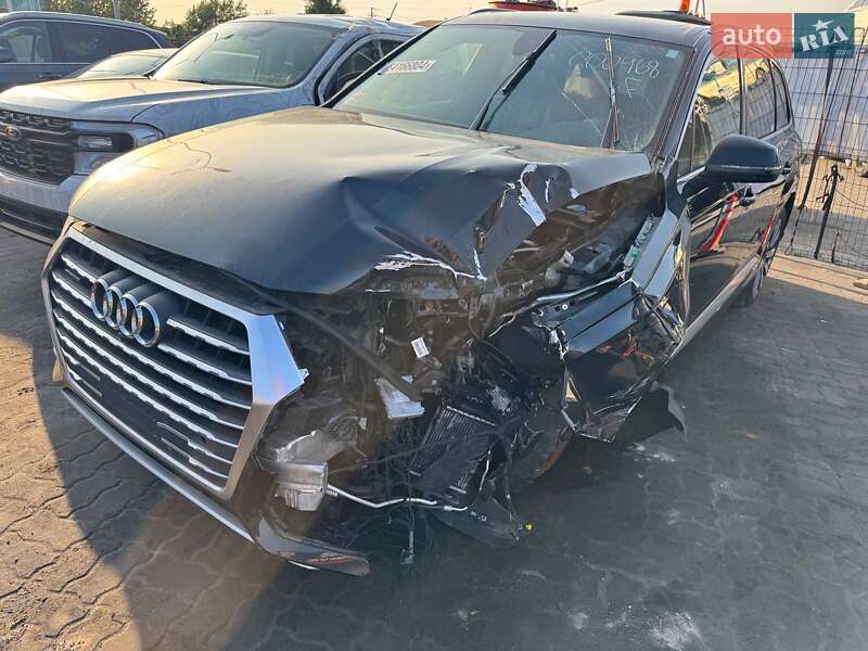 Внедорожник / Кроссовер Audi Q7 2018 в Львове