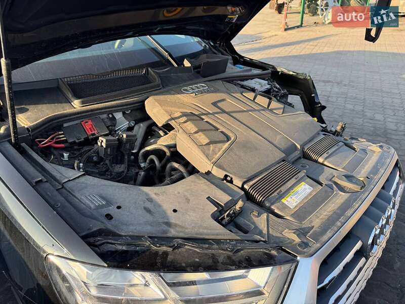 Внедорожник / Кроссовер Audi Q7 2018 в Львове