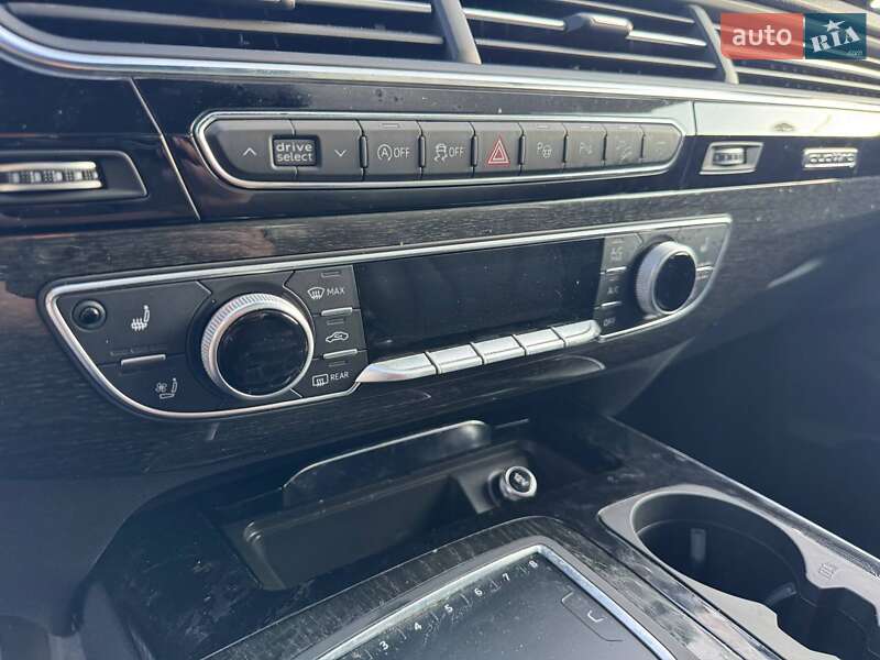 Внедорожник / Кроссовер Audi Q7 2018 в Львове