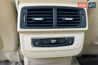 Внедорожник / Кроссовер Audi Q7 2016 в 