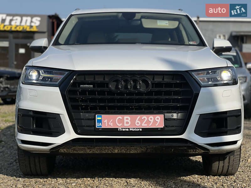 Внедорожник / Кроссовер Audi Q7 2017 в Стрые