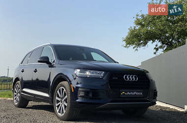 Внедорожник / Кроссовер Audi Q7 2017 в 