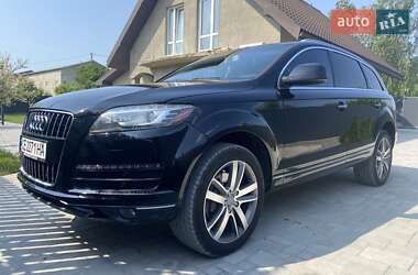 Внедорожник / Кроссовер Audi Q7 2015 в 