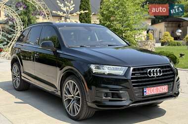 Внедорожник / Кроссовер Audi Q7 2018 в 