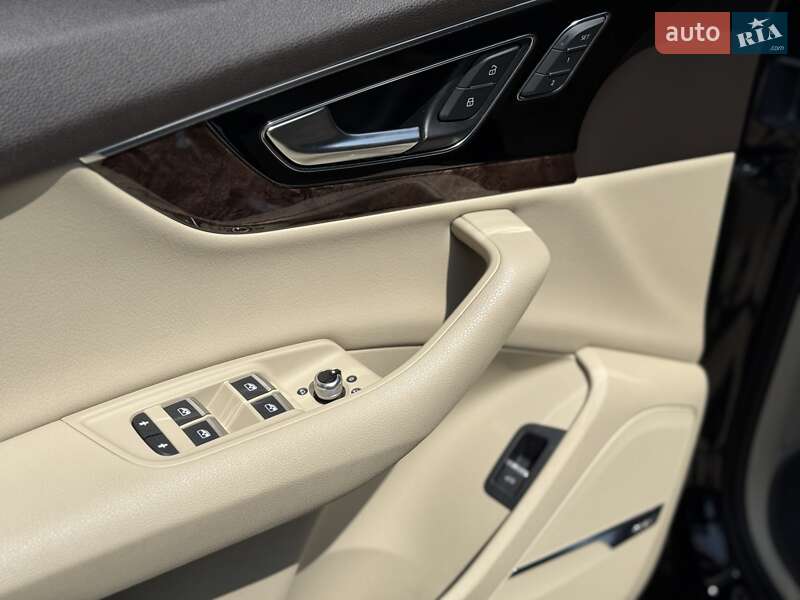 Внедорожник / Кроссовер Audi Q7 2018 в Жовкве