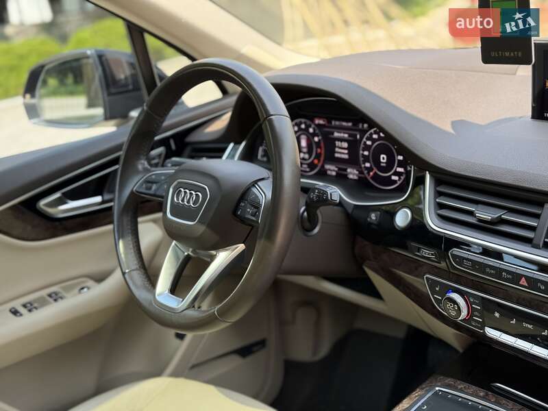 Внедорожник / Кроссовер Audi Q7 2018 в Жовкве