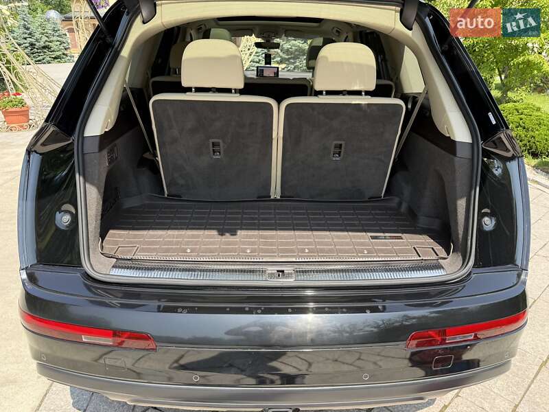 Внедорожник / Кроссовер Audi Q7 2018 в Жовкве