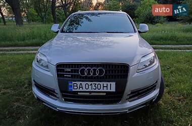 Внедорожник / Кроссовер Audi Q7 2008 в Александрие