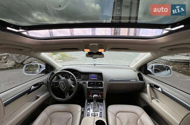 Внедорожник / Кроссовер Audi Q7 2013 в 