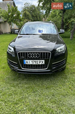Внедорожник / Кроссовер Audi Q7 2013 в 