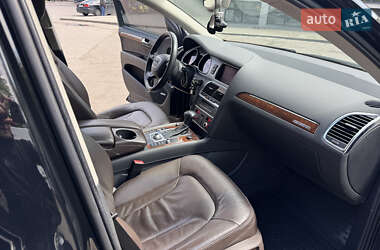 Внедорожник / Кроссовер Audi Q7 2014 в 