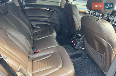 Внедорожник / Кроссовер Audi Q7 2014 в 