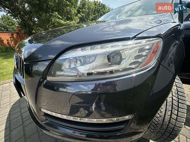 Позашляховик / Кросовер Audi Q7 2012 в Луцьку