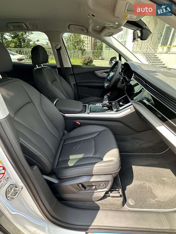 Внедорожник / Кроссовер Audi Q7 2025 в Киеве