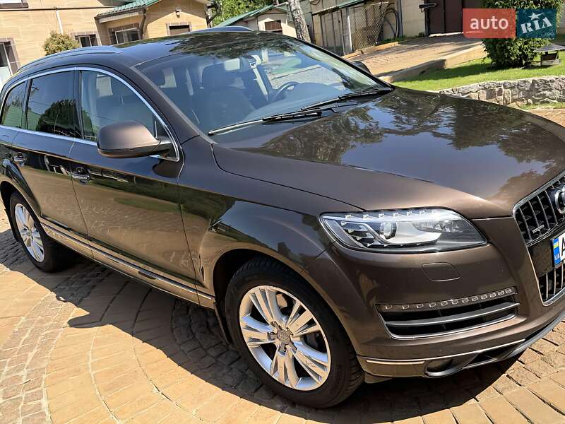 Позашляховик / Кросовер Audi Q7 2014 в Харкові