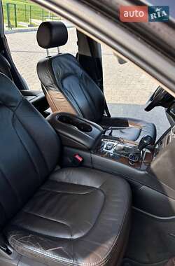 Внедорожник / Кроссовер Audi Q7 2006 в 