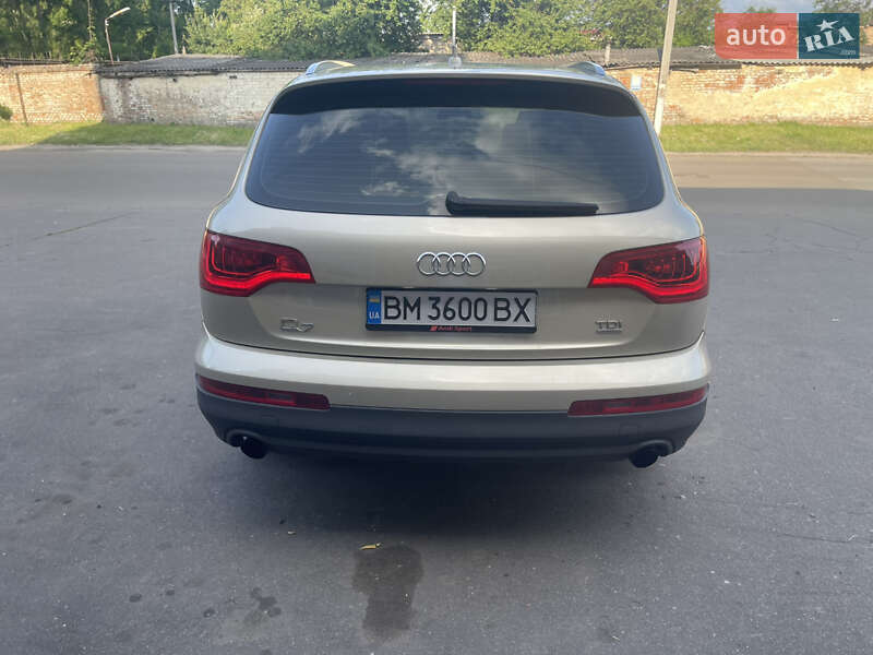 Позашляховик / Кросовер Audi Q7 2012 в Конотопі