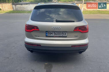 Внедорожник / Кроссовер Audi Q7 2012 в 