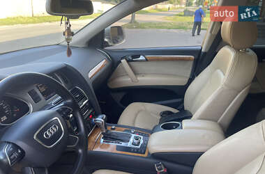 Внедорожник / Кроссовер Audi Q7 2012 в 