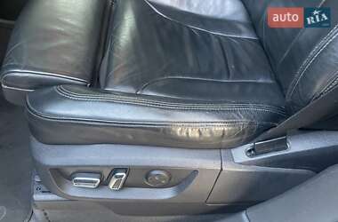 Позашляховик / Кросовер Audi Q7 2012 в 