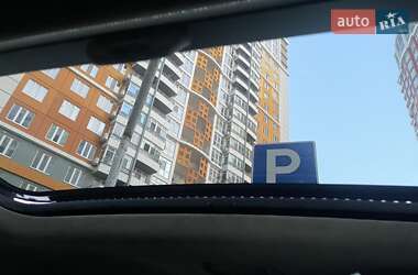 Позашляховик / Кросовер Audi Q7 2012 в 