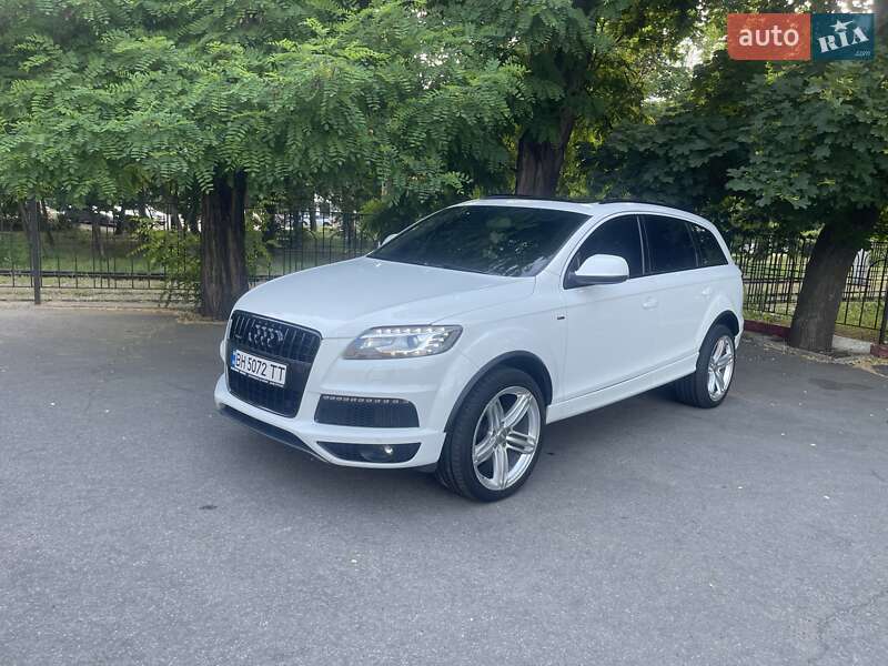 Позашляховик / Кросовер Audi Q7 2012 в Одесі
