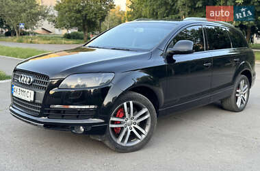 Позашляховик / Кросовер Audi Q7 2007 в Краснограді