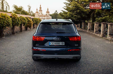 Внедорожник / Кроссовер Audi Q7 2017 в 