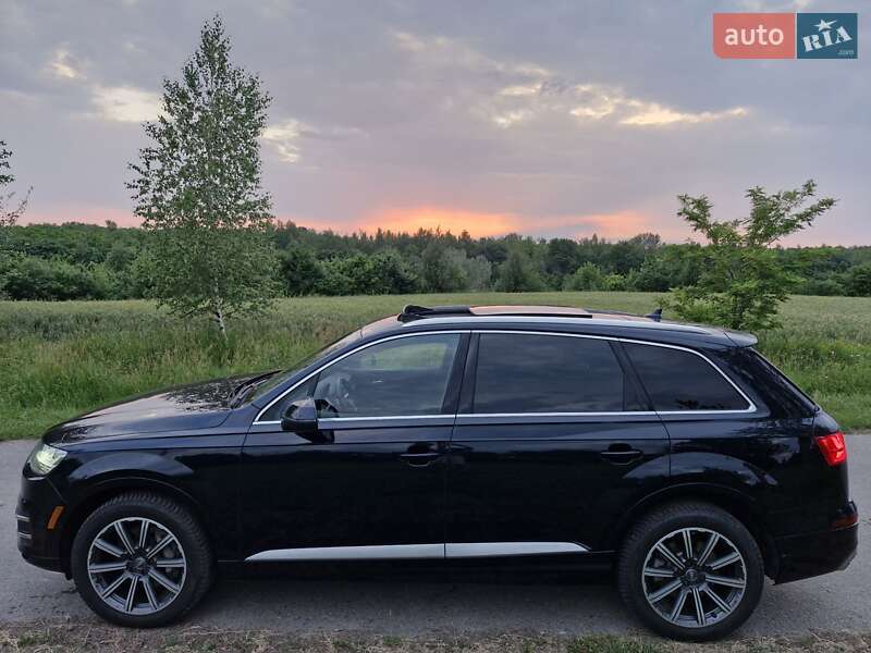 Внедорожник / Кроссовер Audi Q7 2017 в Полтаве