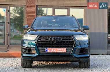 Внедорожник / Кроссовер Audi Q7 2018 в 