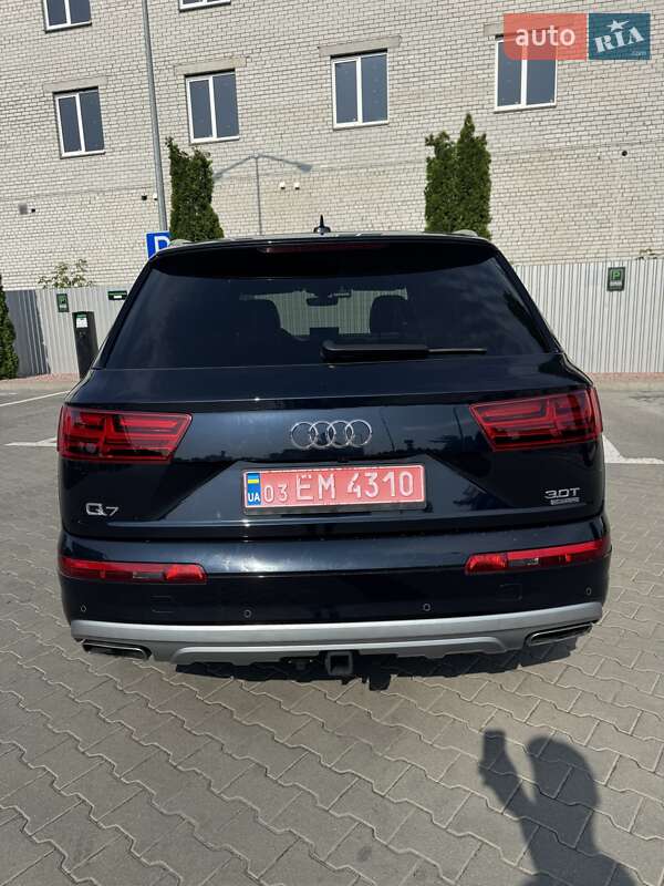 Внедорожник / Кроссовер Audi Q7 2017 в Киеве фото 6 Внедорожник / Кроссовер Audi Q7 2017 в Киеве