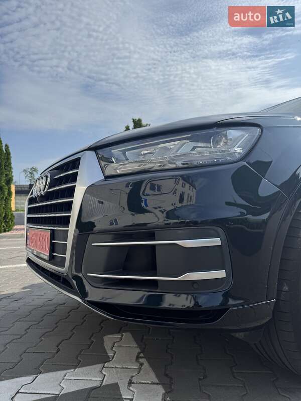 Внедорожник / Кроссовер Audi Q7 2017 в Киеве фото 12 Внедорожник / Кроссовер Audi Q7 2017 в Киеве