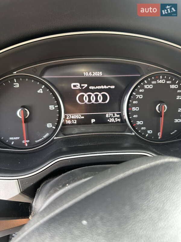 Внедорожник / Кроссовер Audi Q7 2016 в Любомле