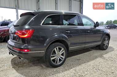 Позашляховик / Кросовер Audi Q7 2013 в 