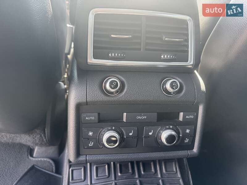 Внедорожник / Кроссовер Audi Q7 2012 в Киеве