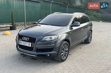Позашляховик / Кросовер Audi Q7 2008 в 