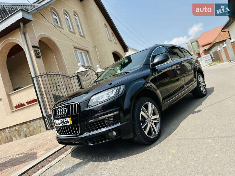 Внедорожник / Кроссовер Audi Q7 2015 в Нижней Апше