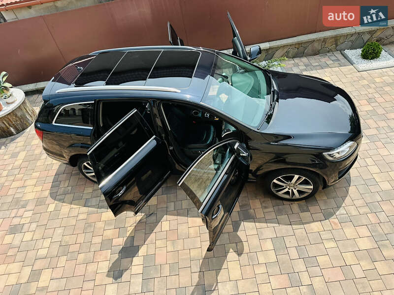 Внедорожник / Кроссовер Audi Q7 2015 в Нижней Апше