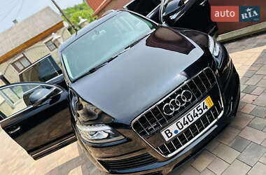 Внедорожник / Кроссовер Audi Q7 2015 в 